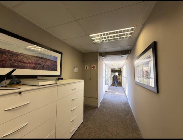 807.60M² OFFICE TO LET IN TYGER VALLEY